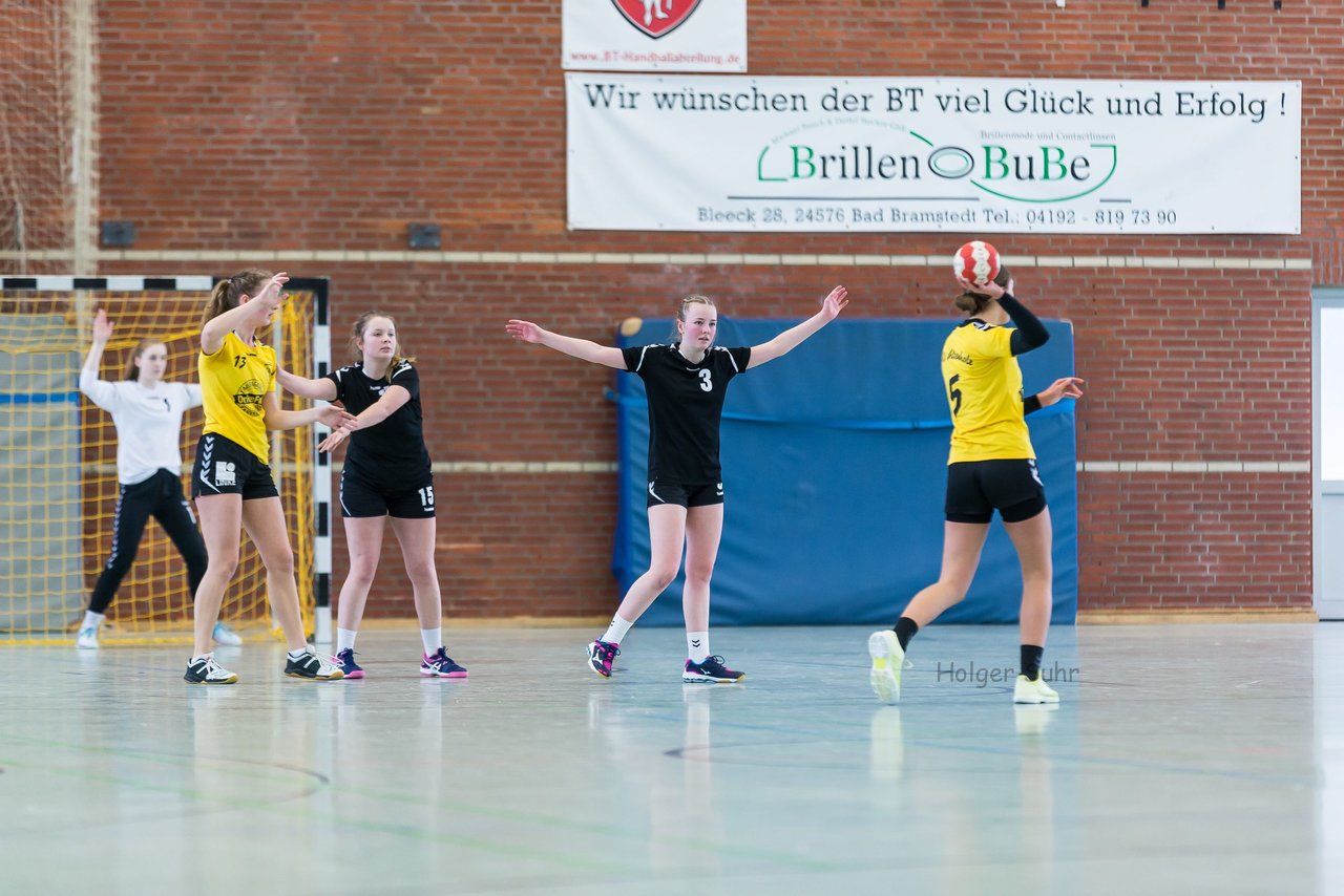 Bild 98 - B-Juniorinnen Bramstedter TS - TSV Altenholz : Ergebnis: 17:16